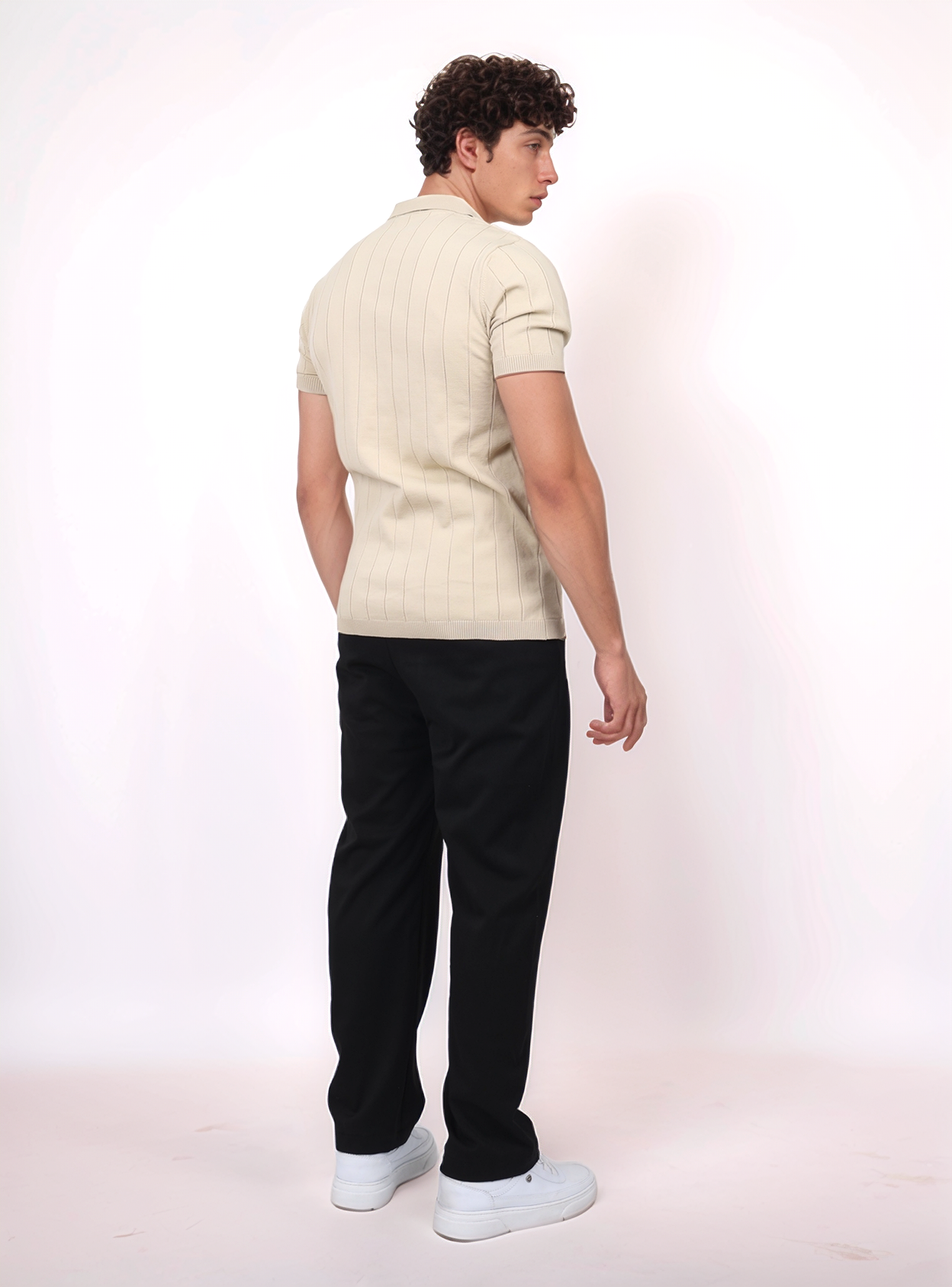 URBAN BIG V SHIRT- BAIGE