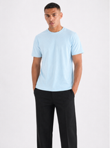 BASIC T SHIRT